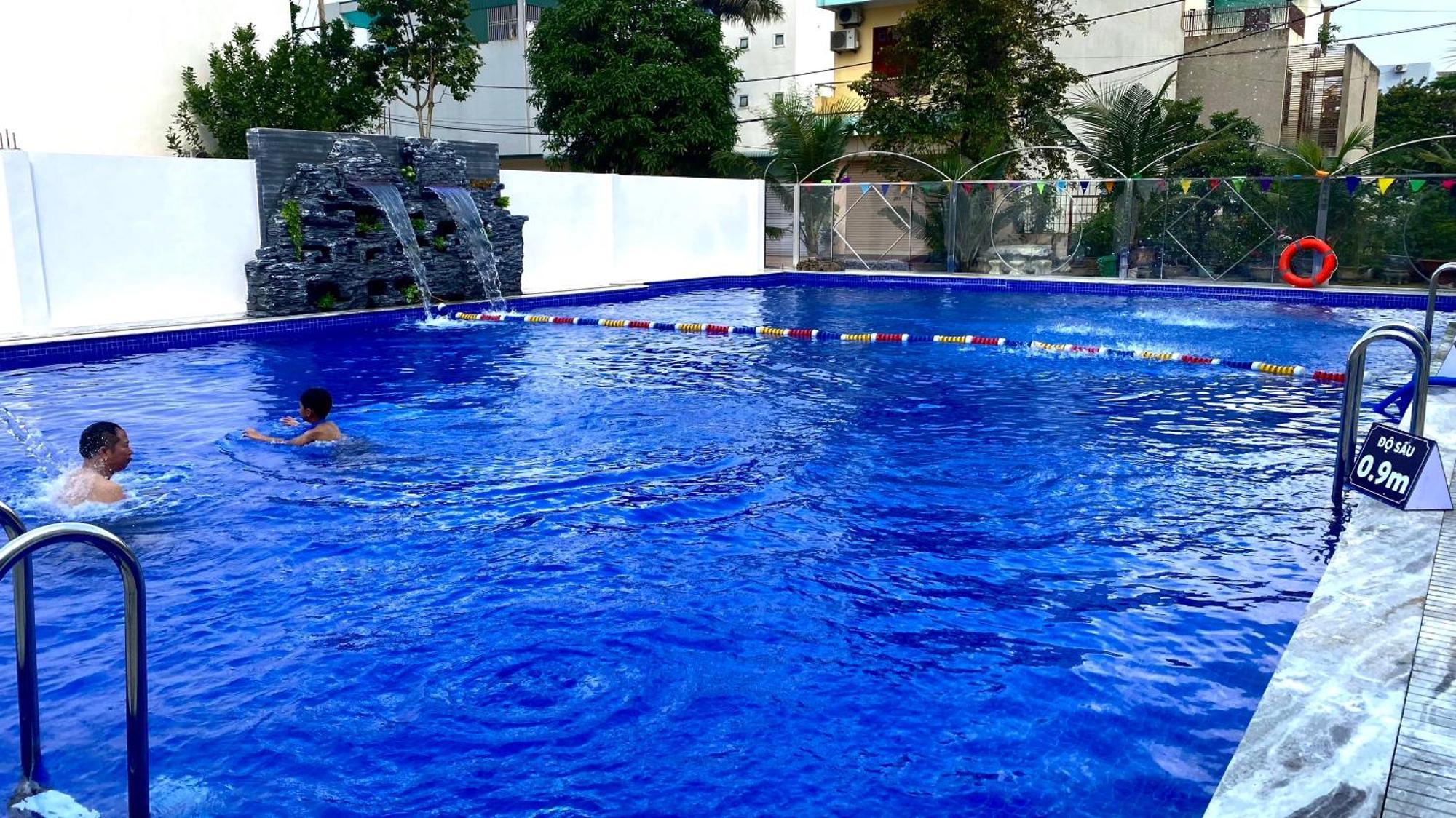 Thuan Thanh Hotel นิญบิ่ญ ภายนอก รูปภาพ