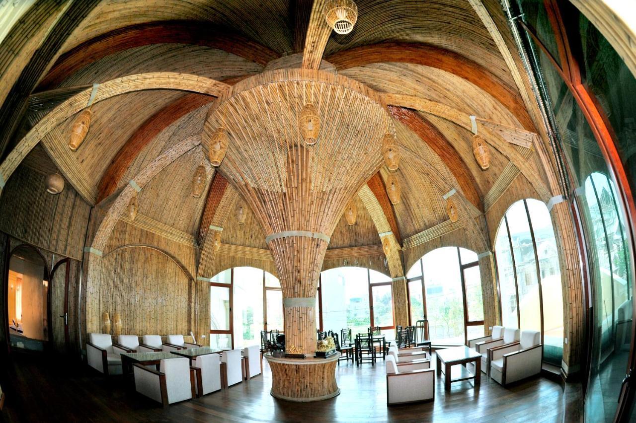 Thuan Thanh Hotel นิญบิ่ญ ภายนอก รูปภาพ