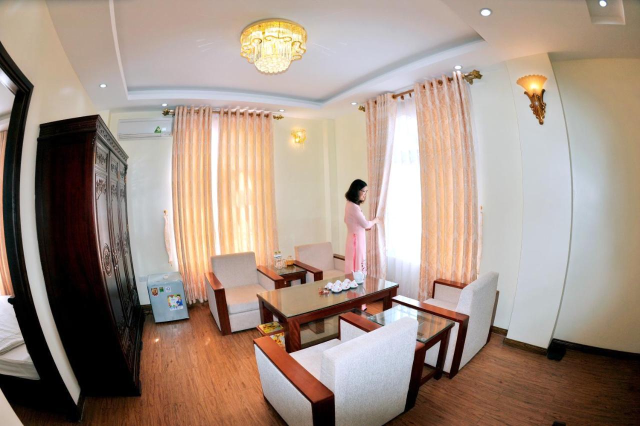 Thuan Thanh Hotel นิญบิ่ญ ภายนอก รูปภาพ