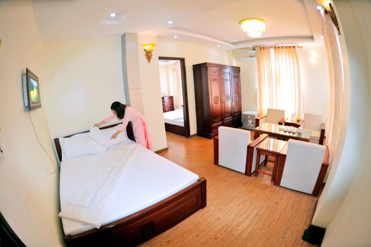 Thuan Thanh Hotel นิญบิ่ญ ภายนอก รูปภาพ