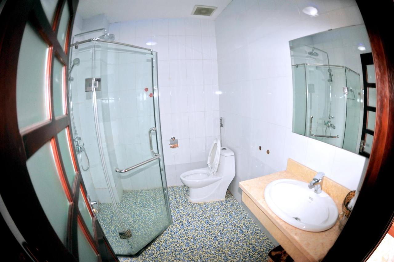 Thuan Thanh Hotel นิญบิ่ญ ภายนอก รูปภาพ
