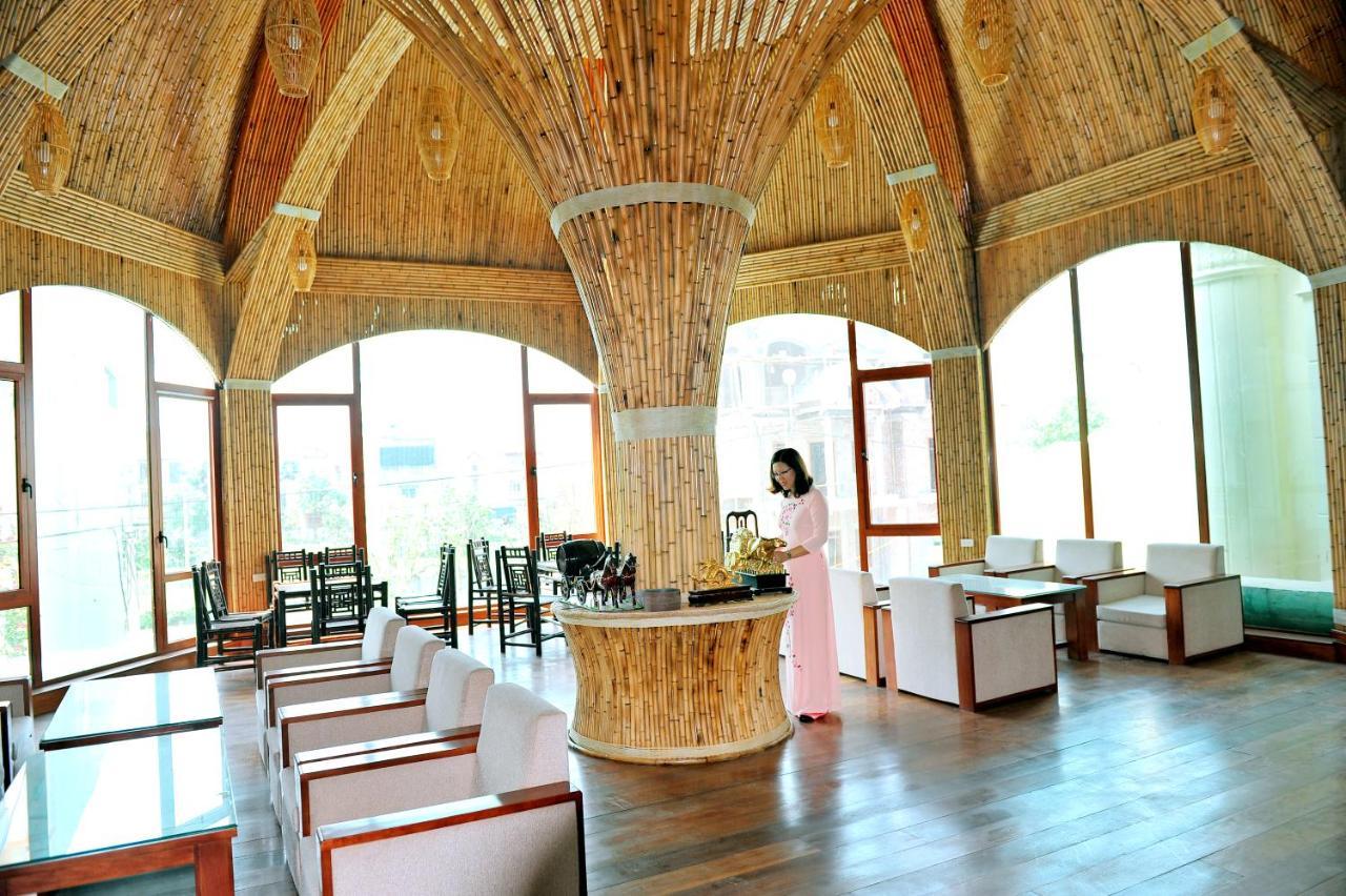 Thuan Thanh Hotel นิญบิ่ญ ภายนอก รูปภาพ